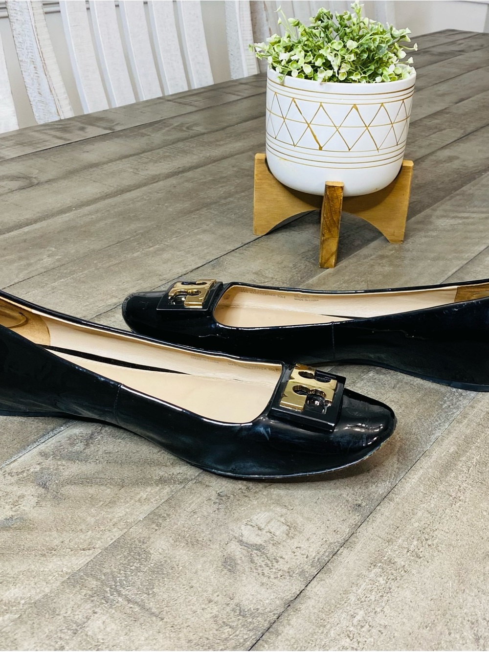 Tory Burch Gigi Black Patent Leather Ballet Flats Gold Logo Women’s Size 9 - Picture 6 of 7